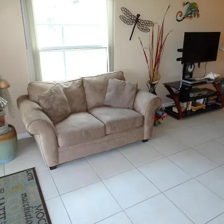 Spanish Main Unit 4- Direct Oceanfront Condo!